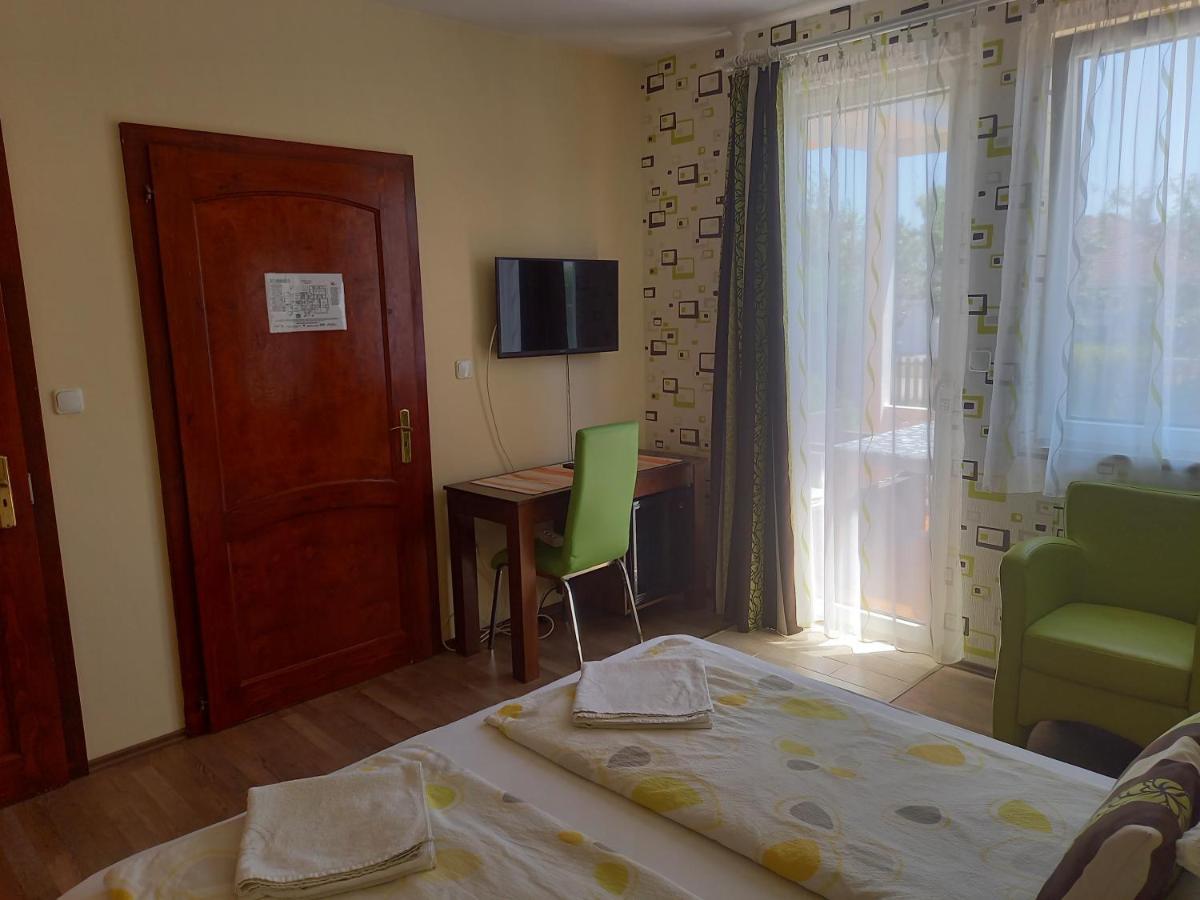 Médea Apartman Bük Exterior foto