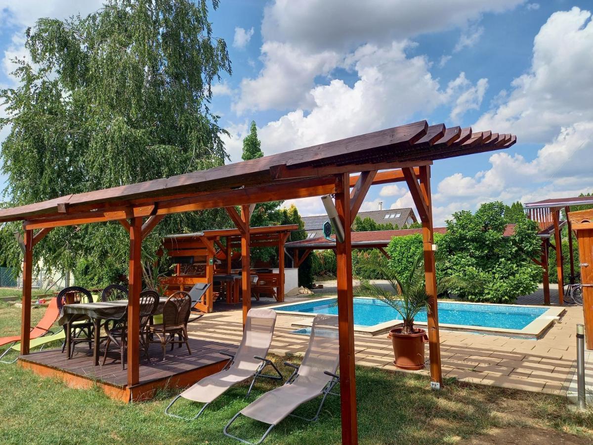 Médea Apartman Bük Exterior foto